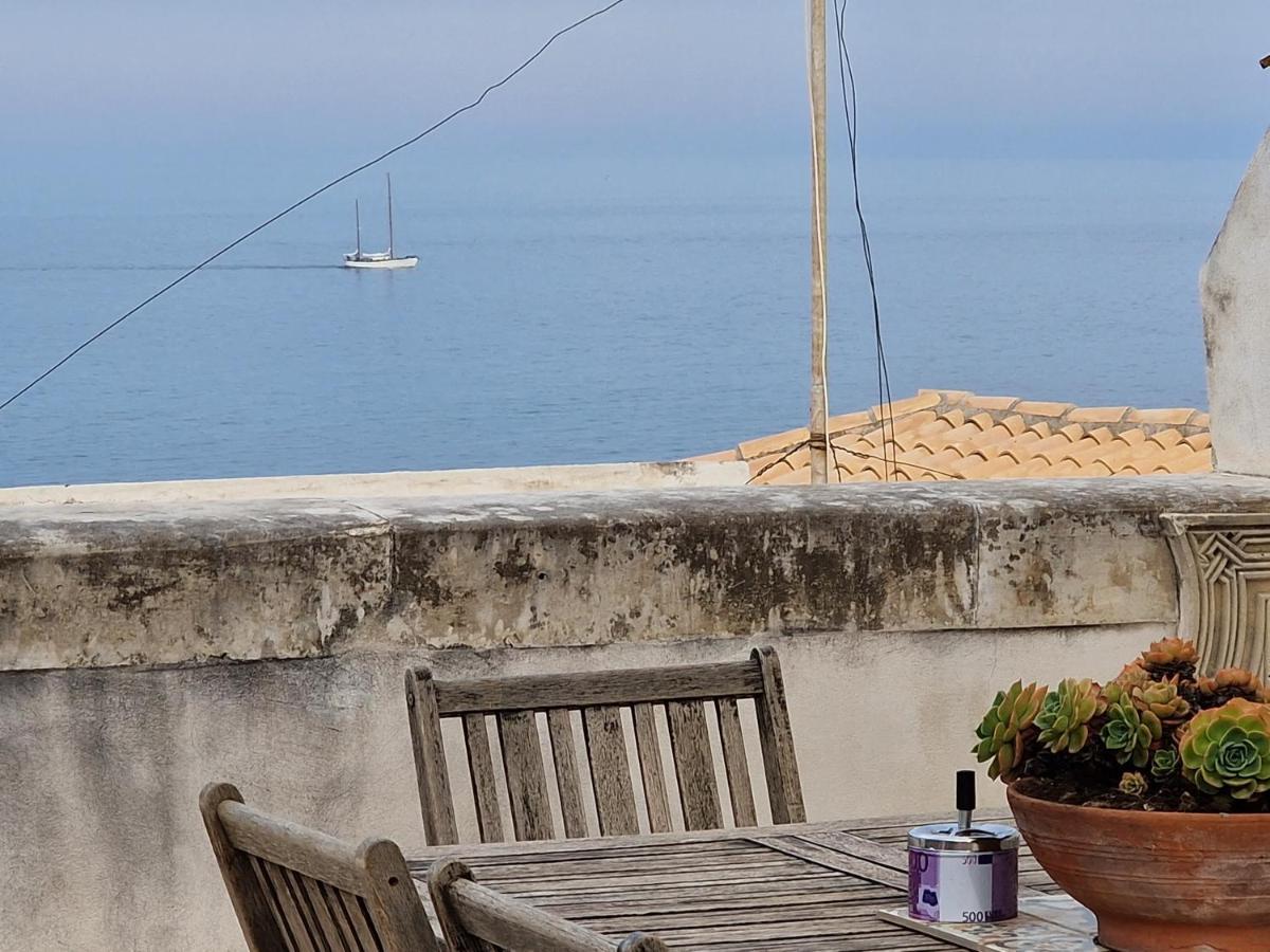 Sea-View Terrace & Bikes Moon Ortigia Holiday Home Syracuse Exterior foto