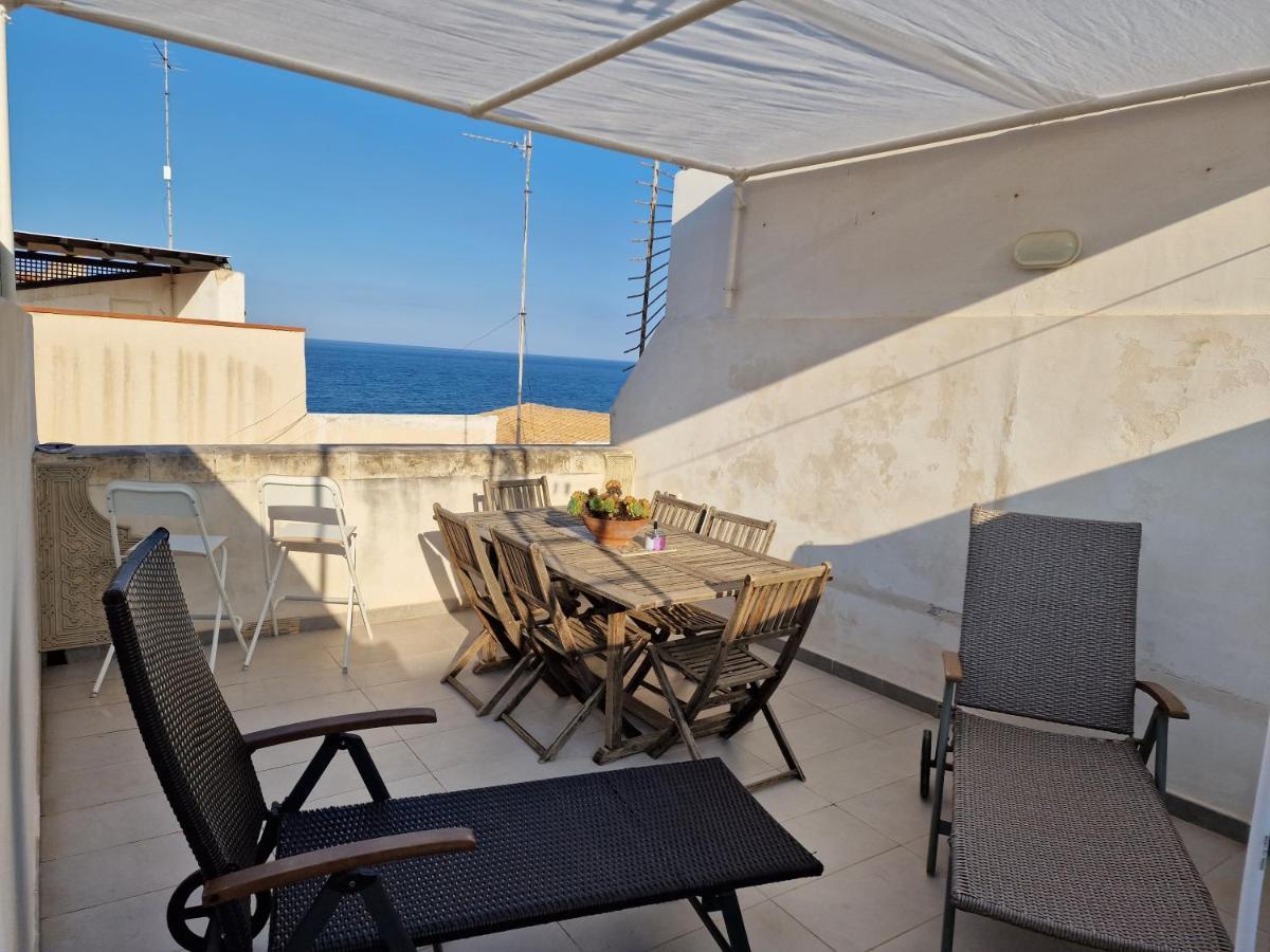 Sea-View Terrace & Bikes Moon Ortigia Holiday Home Syracuse Exterior foto